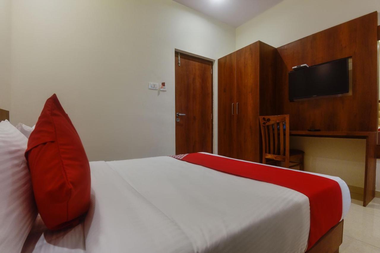 Готель Oyo Shubham Residency Bhiwandi Екстер'єр фото